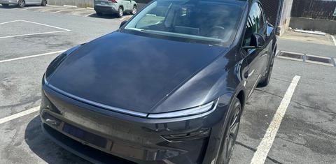 Tesla Model Y 2026