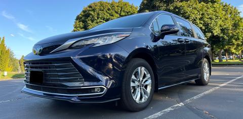 Toyota Sienna 2025