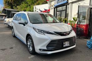 Toyota Sienna car