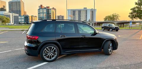 Mercedes-Benz GLB-Class 2023