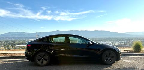 Tesla Model 3 2023