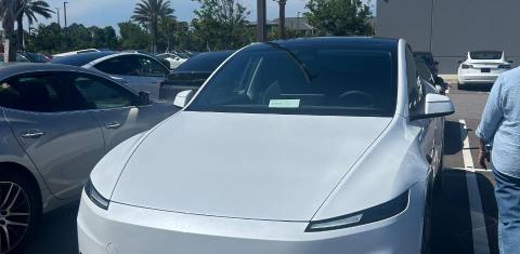 Tesla Model Y 2026