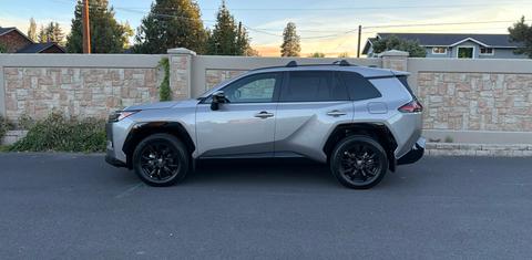 Toyota RAV4 Hybrid 2026