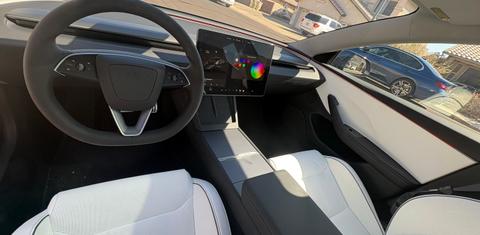 Tesla Model 3 2024
