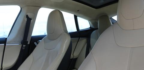 Tesla Model S 2015