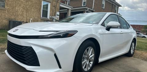 Toyota Camry Hybrid 2025