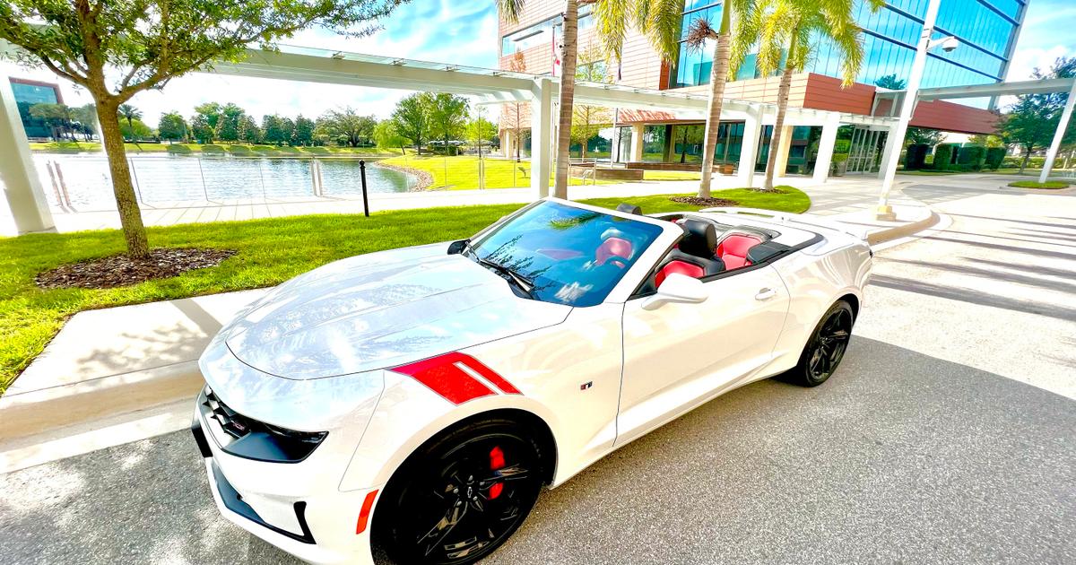 Chevrolet Camaro 2023 rental in Orlando, FL by Otoniel V. Turo