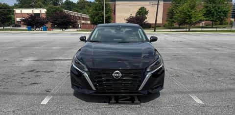 Nissan Altima 2025