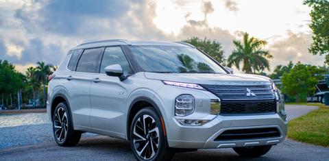 Mitsubishi Outlander Plug-In Hybrid 2024