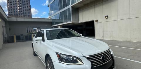 Lexus LS 2015