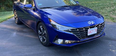 Hyundai Elantra 2022