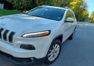 Jeep Cherokee car