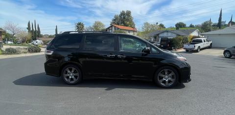 Toyota Sienna 2017