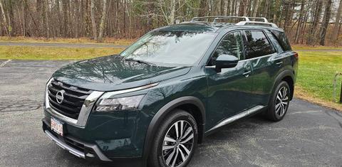 Nissan Pathfinder 2025