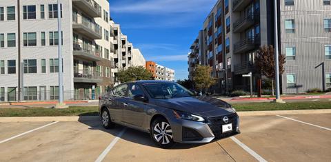 Nissan Altima 2025