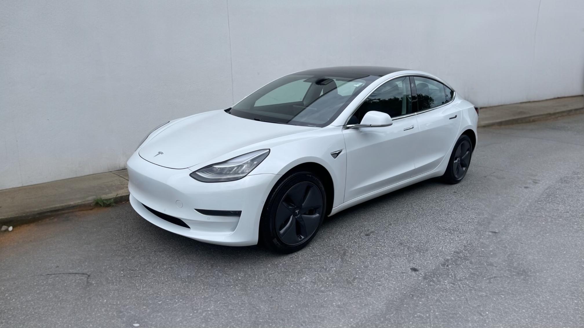 Tesla Model 3 2022 in 
