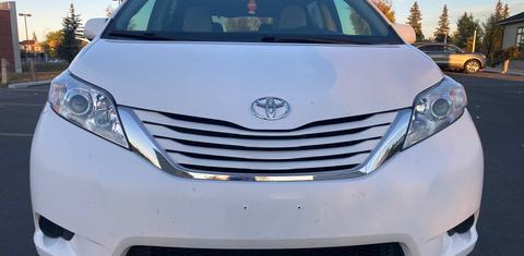 Toyota Sienna 2015