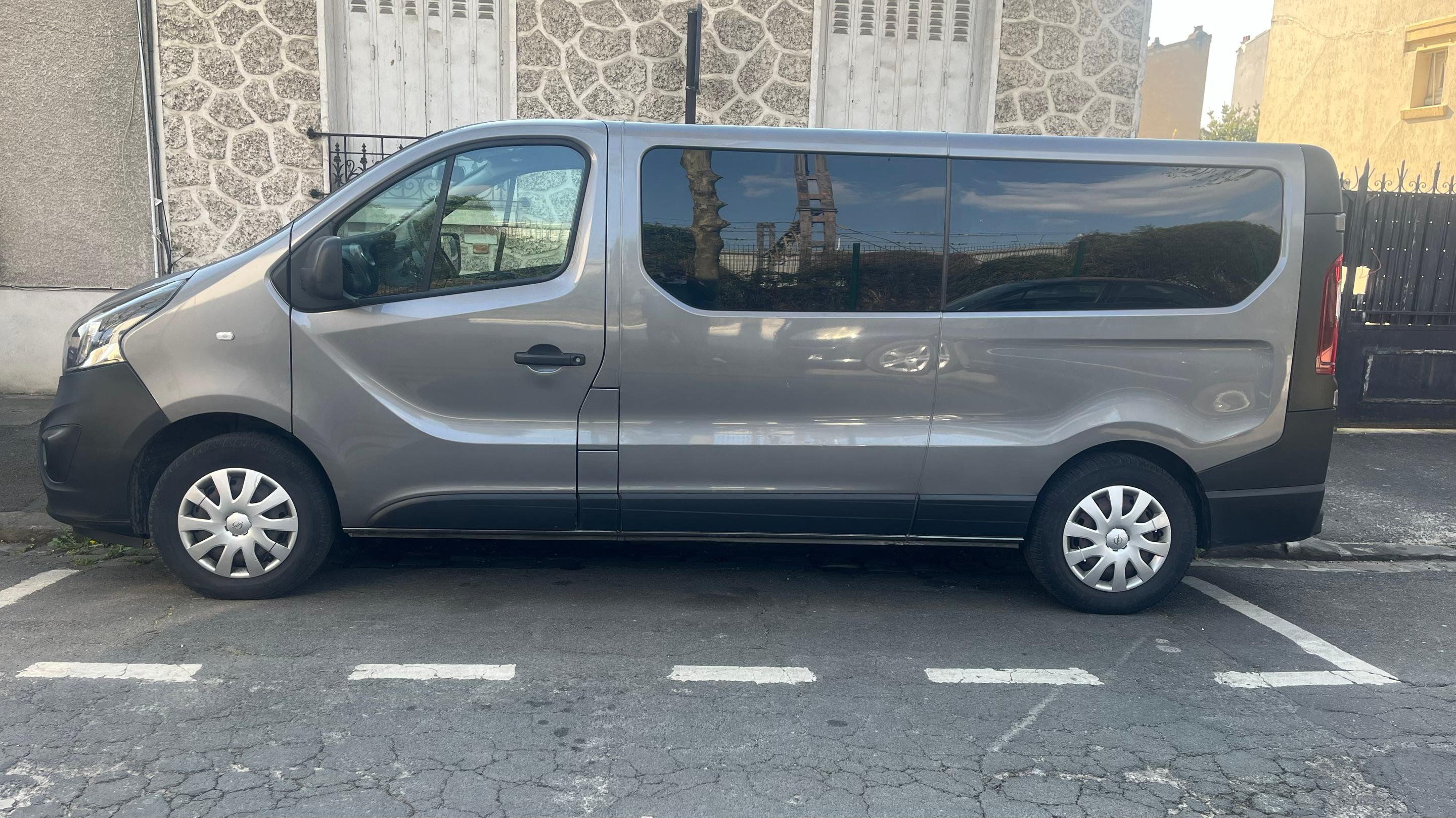 Opel VIVARO 2018 à Vitry-sur-seine