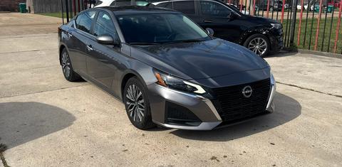 Nissan Altima 2023