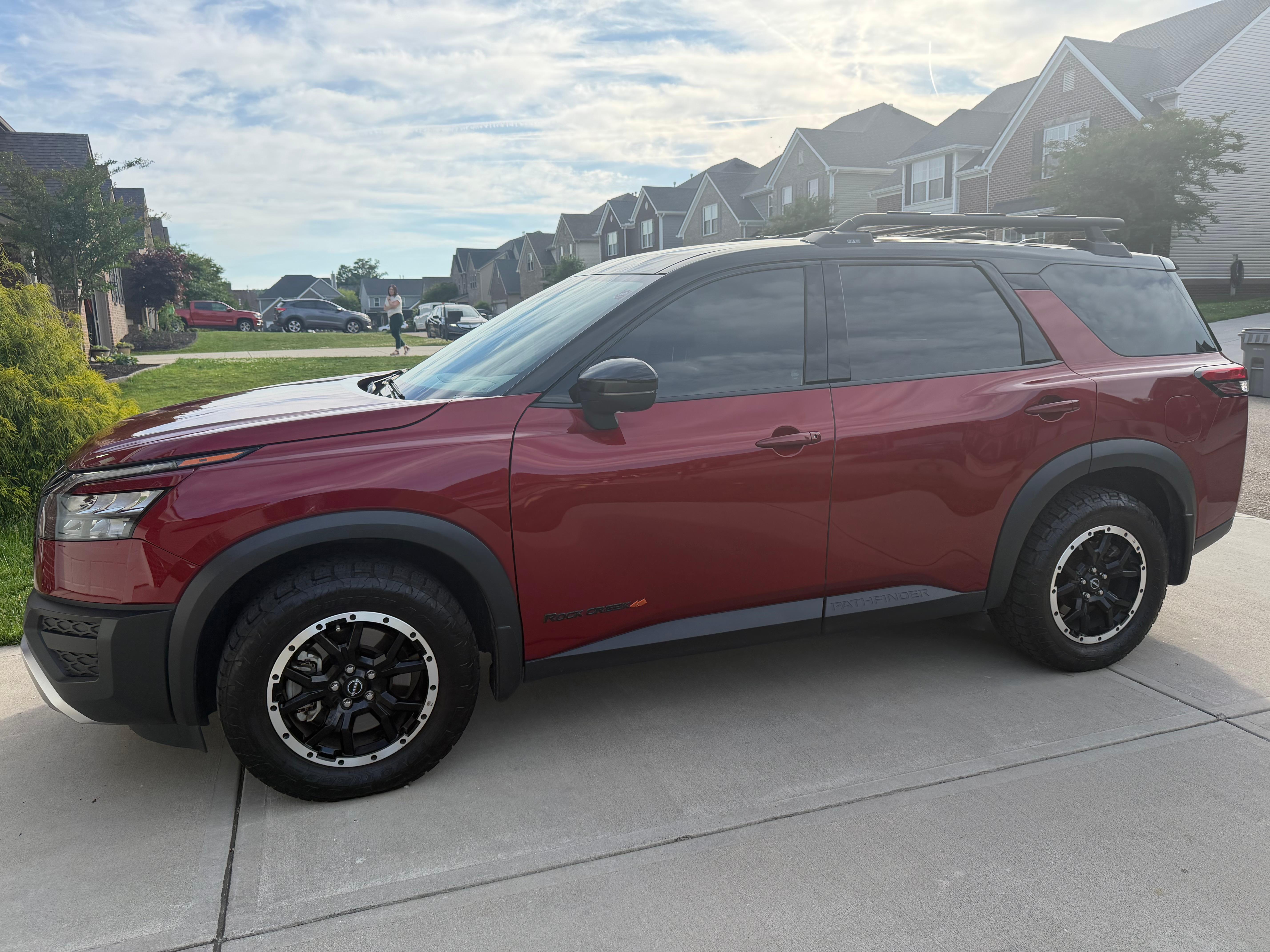 Nissan Pathfinder 2023 in Alcoa, TN