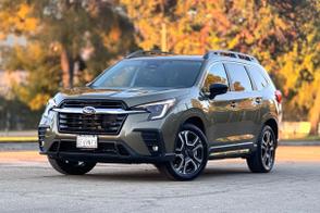 Subaru Ascent car