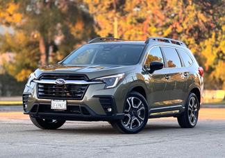 Subaru Ascent car