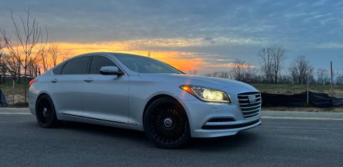 Hyundai Genesis 2015