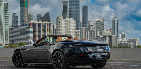 Aston Martin DB11 2019