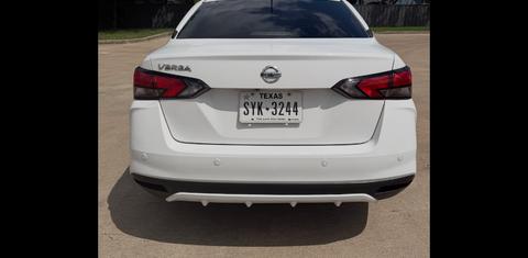 Nissan Versa 2021