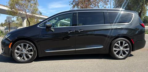 Chrysler Pacifica 2017