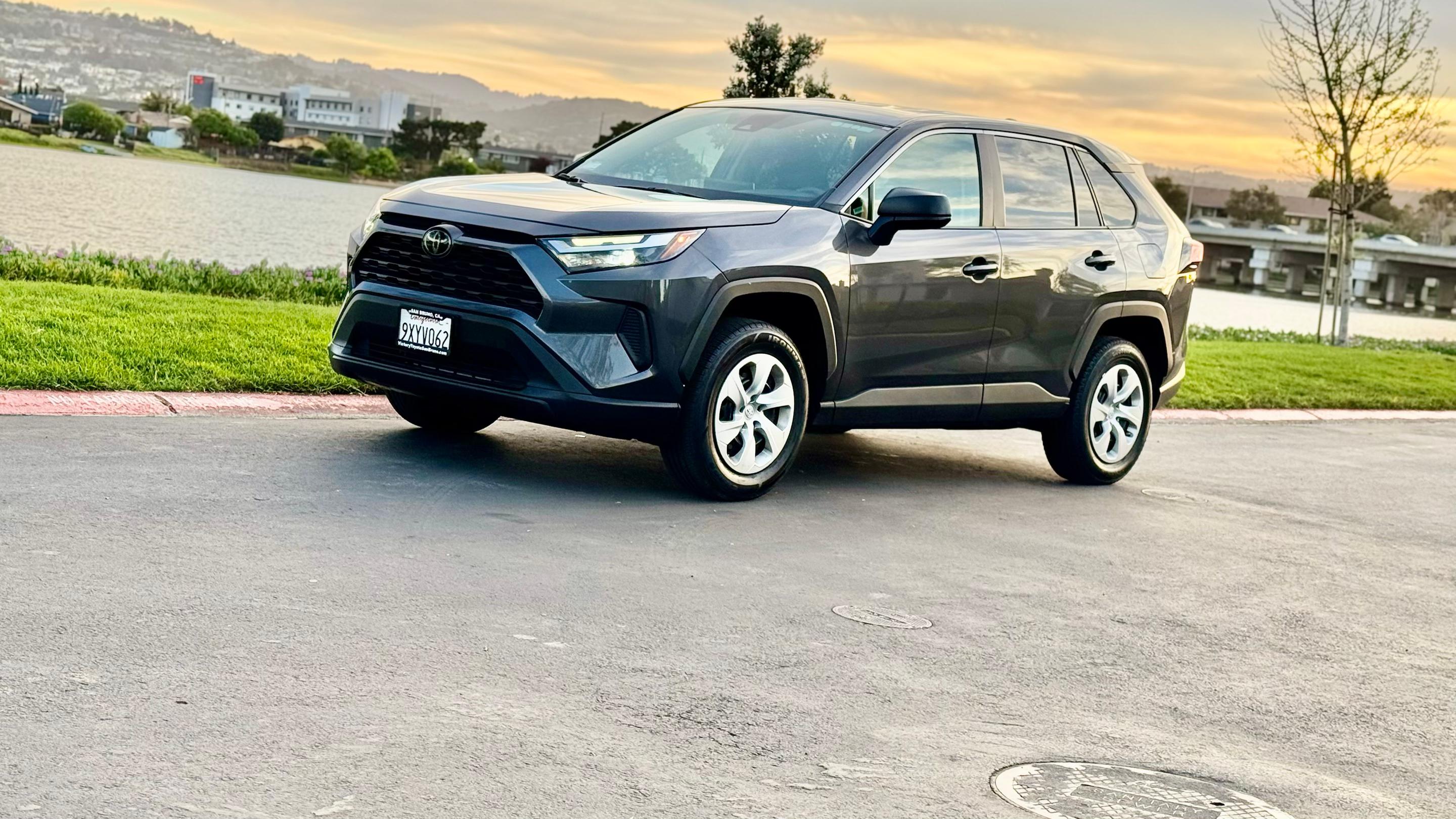 Toyota RAV4 2024 in San Mateo, CA