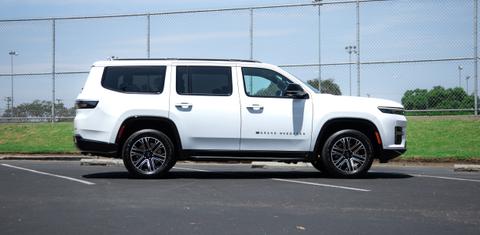 Jeep Grand Wagoneer 2026