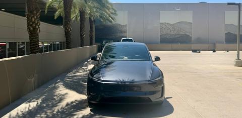 Tesla Model Y 2026