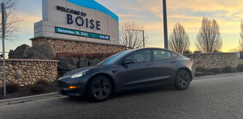 Tesla Model 3 2023