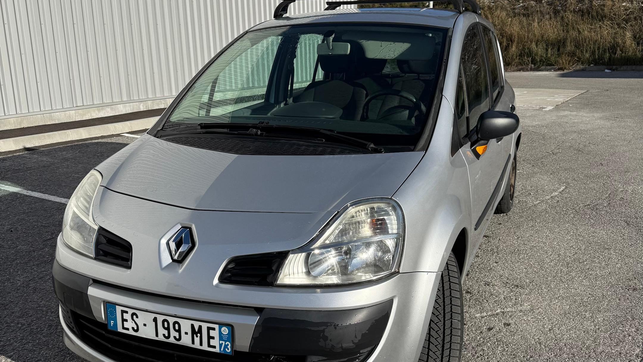 Renault GRAND MODUS 2008 à Briançon