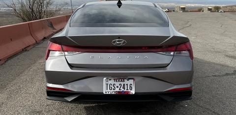 Hyundai Elantra 2023