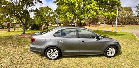 Volkswagen JETTA 2017