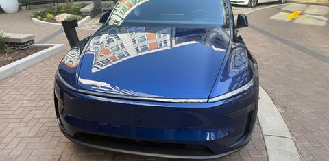 Tesla Model Y 2026