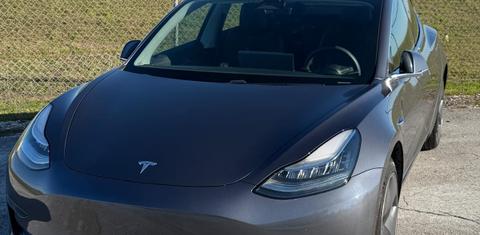 Tesla Model 3 2020