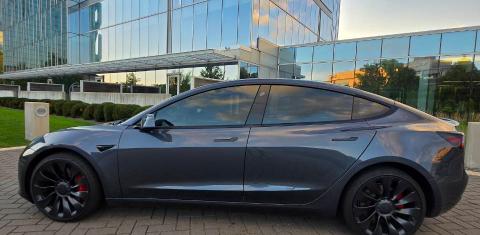 Tesla Model 3 2023