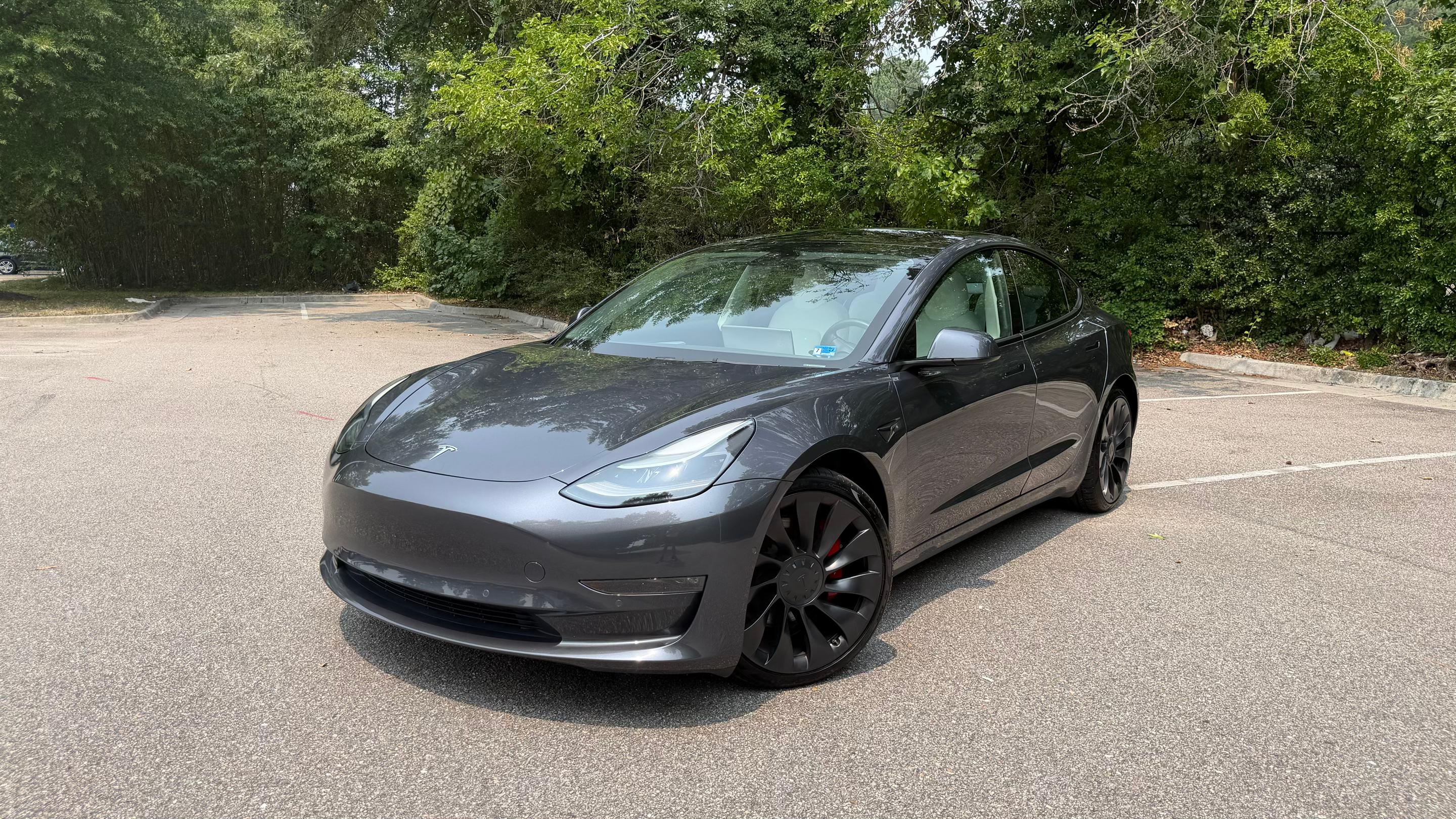 Tesla Model 3 2022 in Norfolk, VA