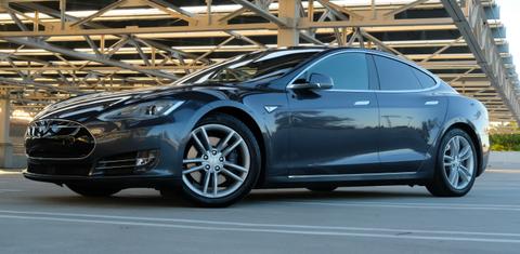 Tesla Model S 2015