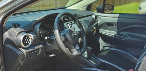 Nissan Versa 2025