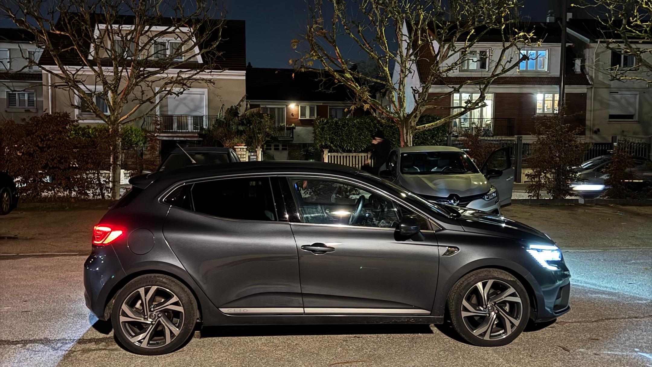 Renault CLIO V 2020 à Rosny-sous-Bois