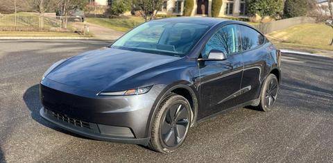 Tesla Model Y 2026