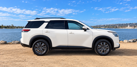Nissan Pathfinder 2024