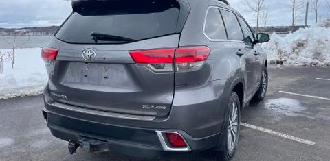 Toyota Highlander 2019