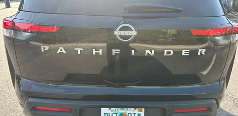 Nissan Pathfinder 2024