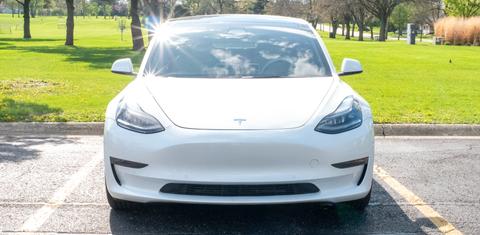Tesla Model 3 2022