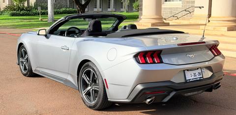 Ford Mustang 2025